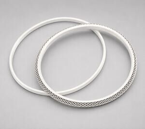 2 Vintage 1960s Two MOD White Spacer Bracelet Bangles, Metal & Enamel bn-2